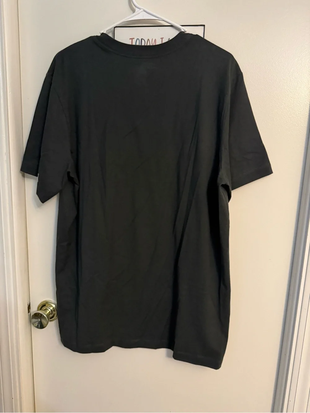 NWT Men’s Large Nike Black Short Sleeve Graphic Logo Tee with Red & Blue Print